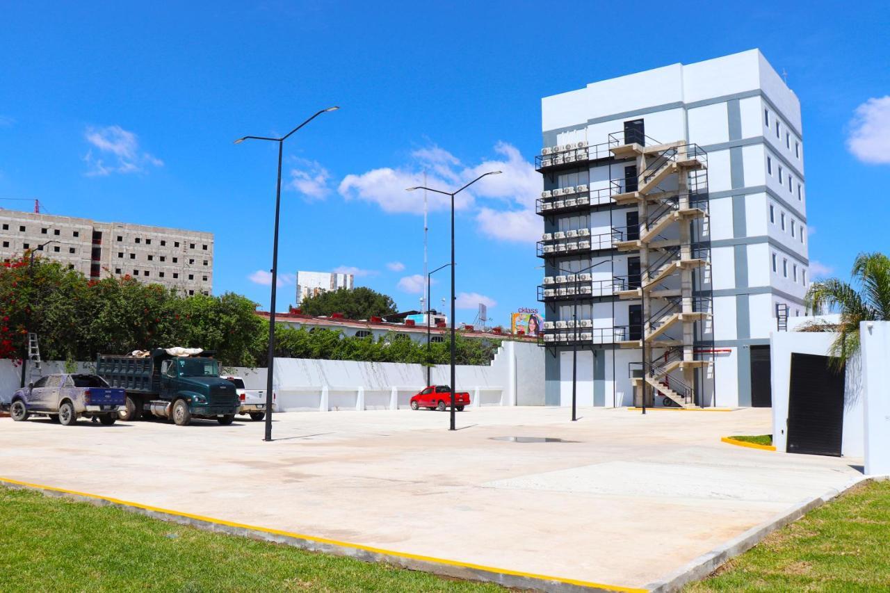 Hotel Bugari Aeropuerto Guadalajara Las Pintas Kültér fotó