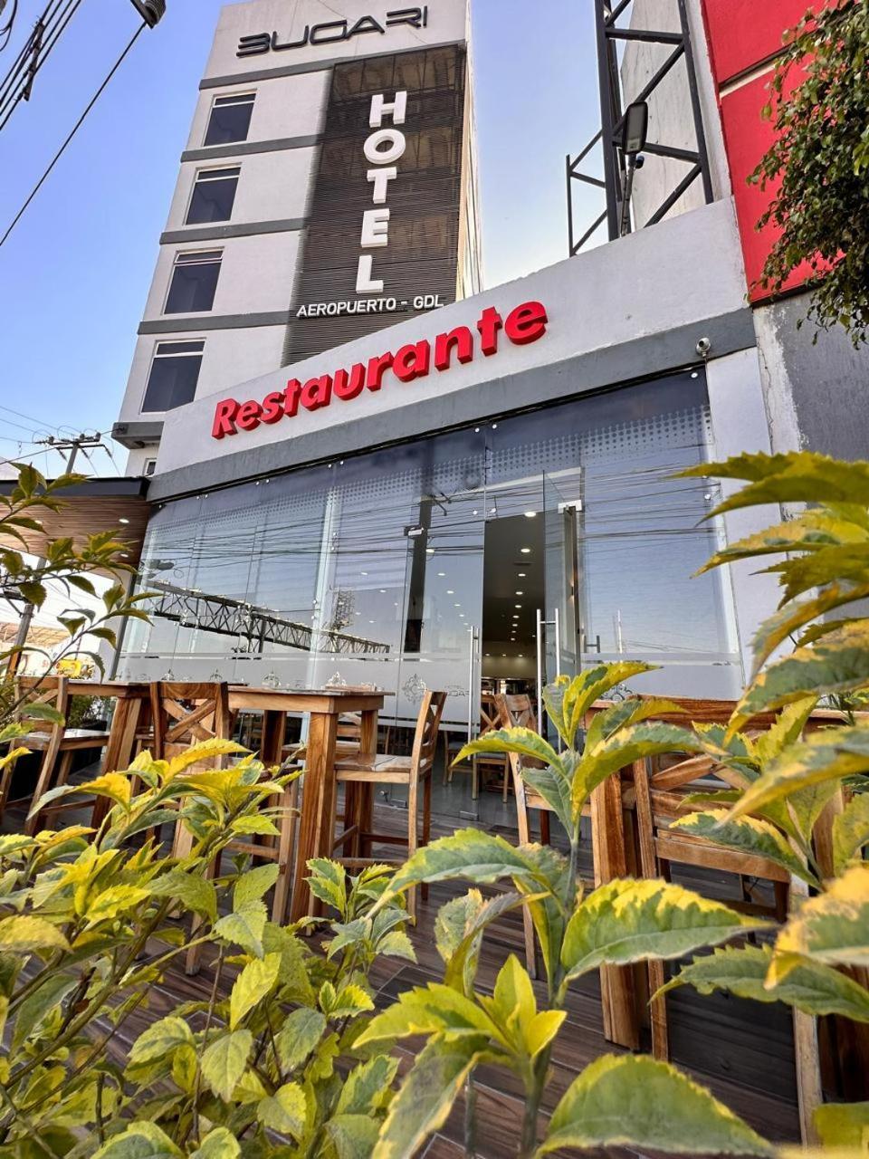 Hotel Bugari Aeropuerto Guadalajara Las Pintas Kültér fotó